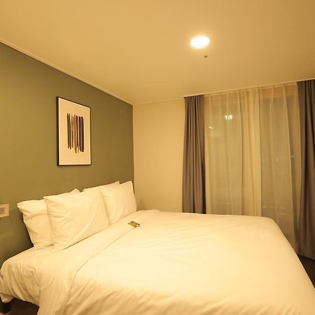The Hotel Young Inn ソウル特別市 エクステリア 写真