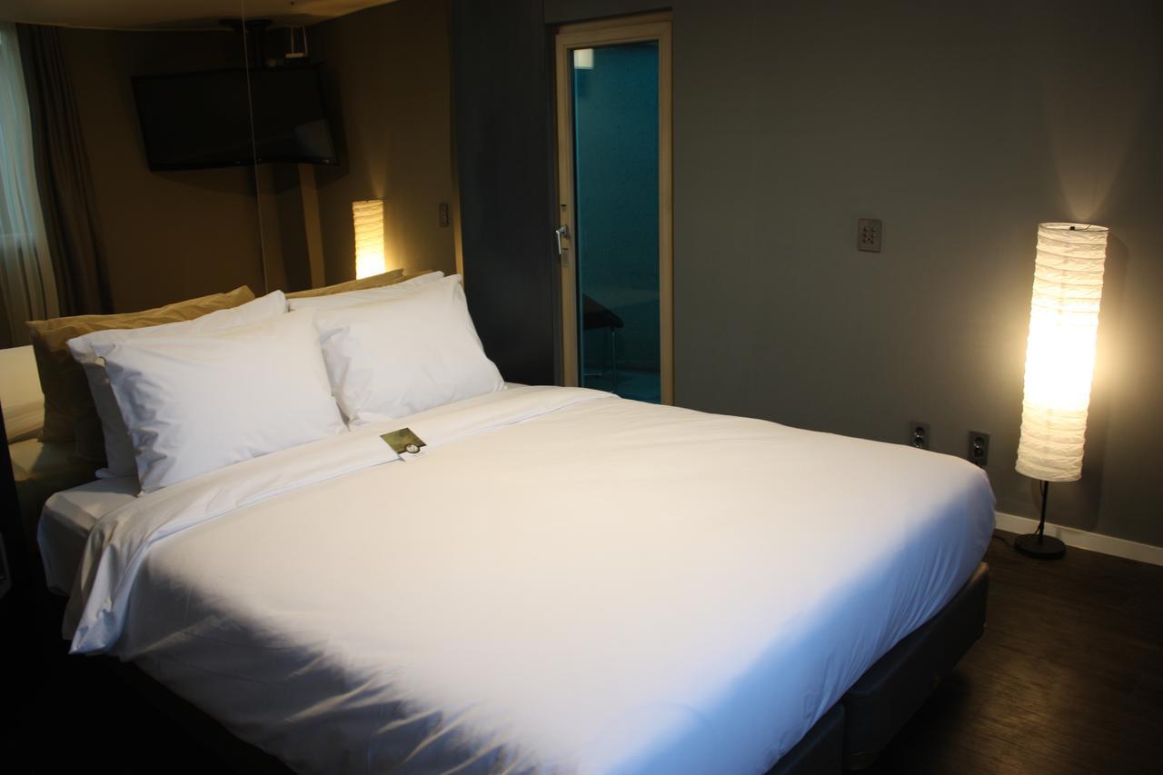 The Hotel Young Inn ソウル特別市 エクステリア 写真